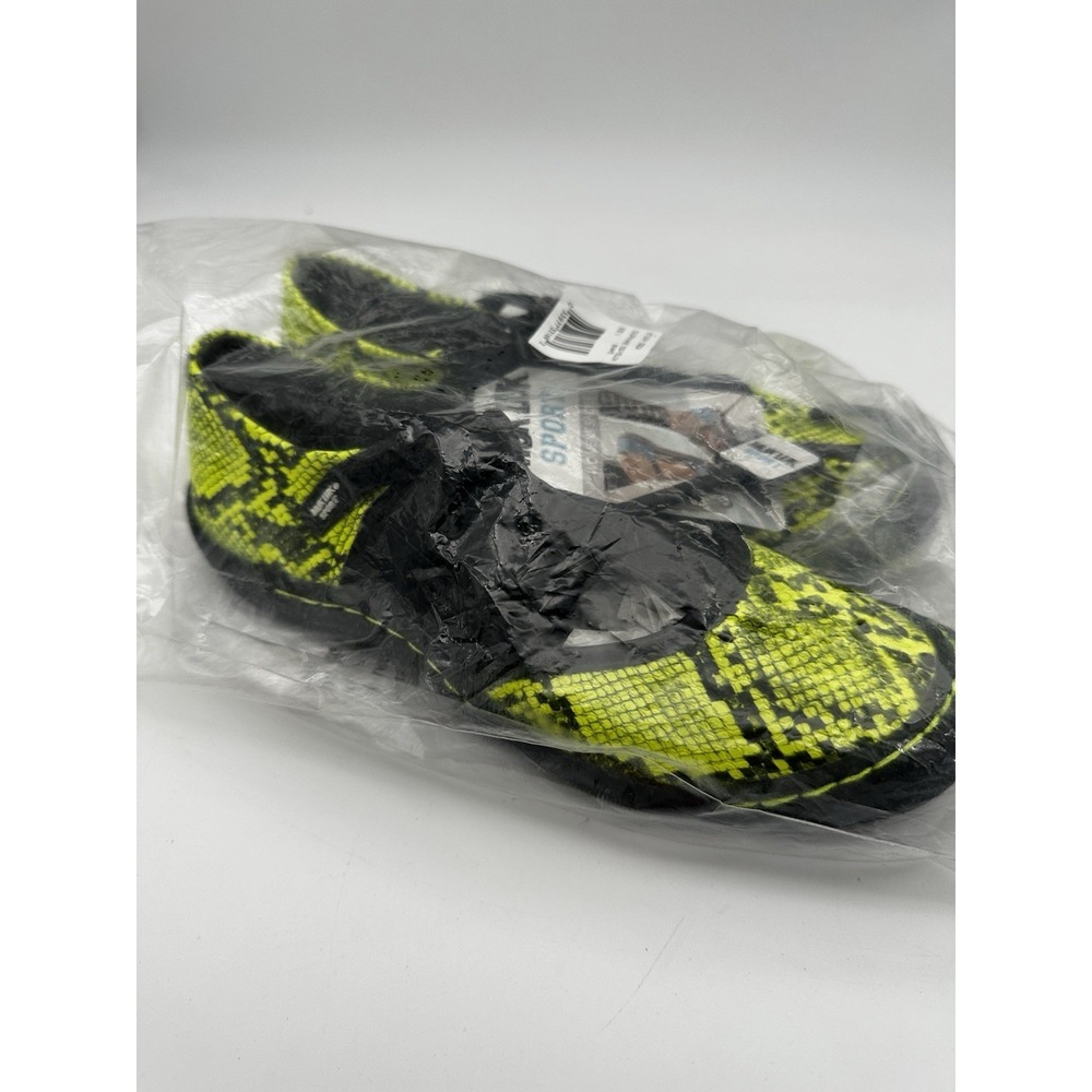 Muk Luk Sport Women's Size  9 Lime Green Black Snake Print Sports  Shoes NEW